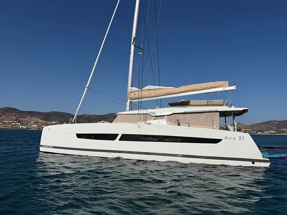 Aura 51 Skippered 