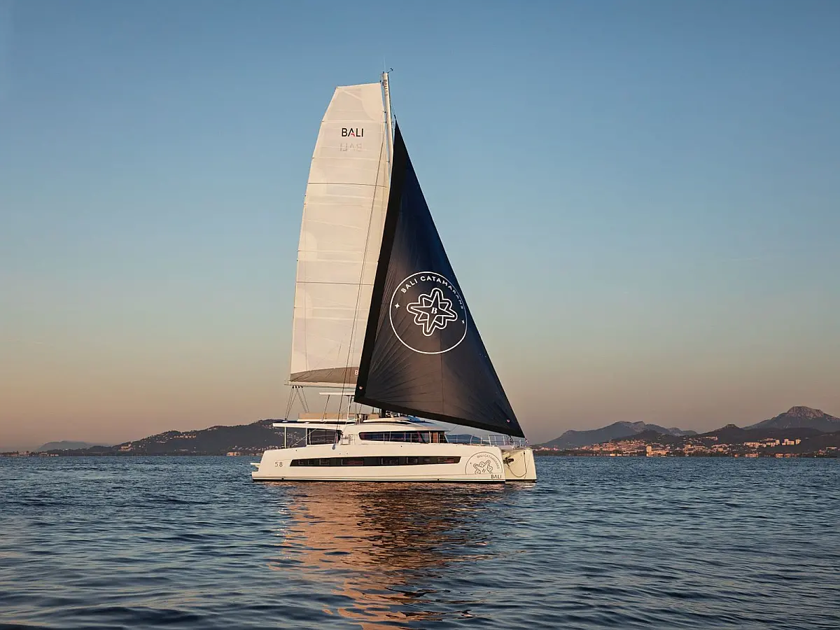 Bali 5.8 (4 cabins)