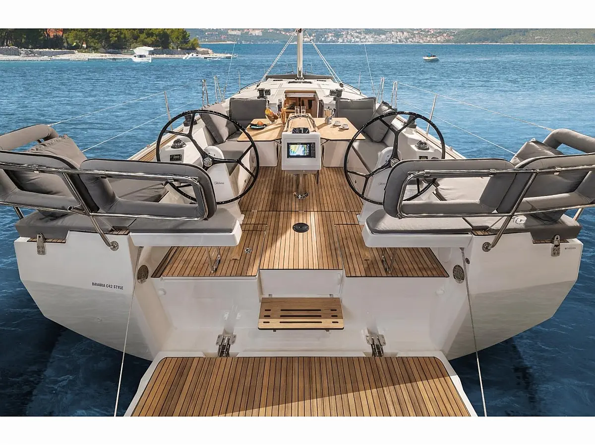 Bavaria C42