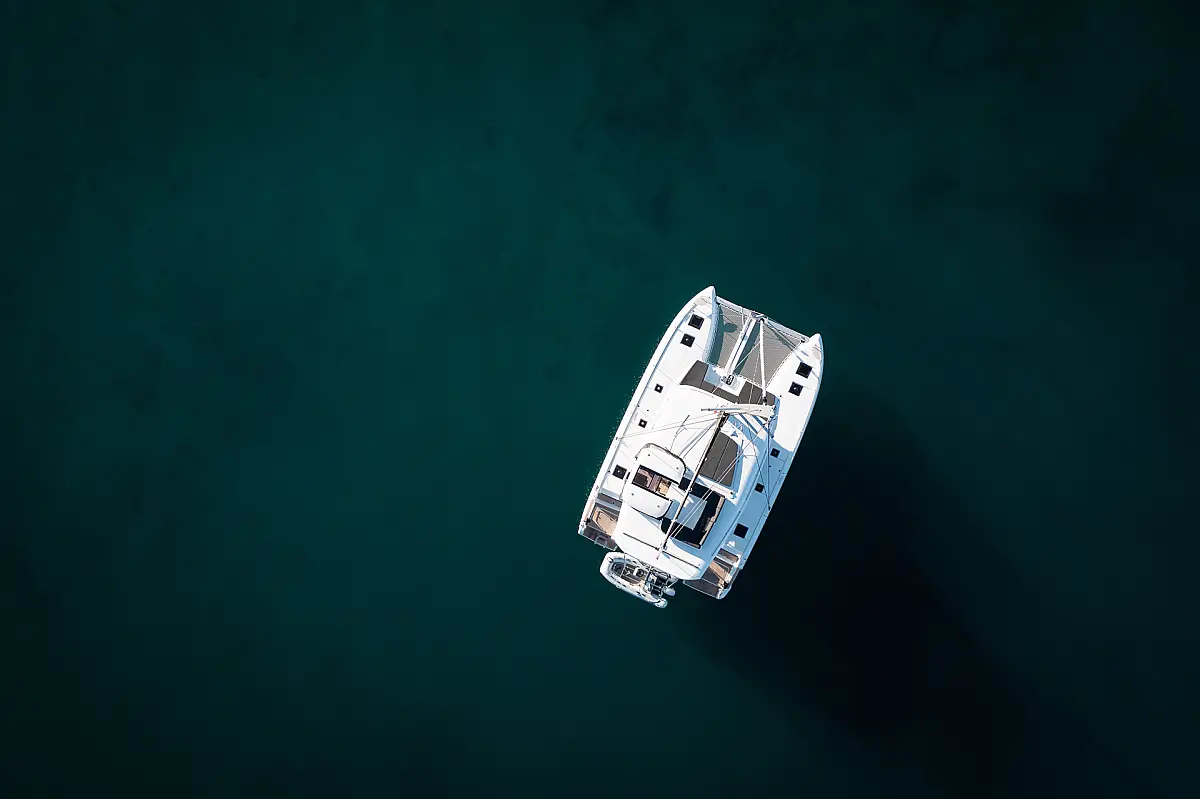 Lagoon 43
